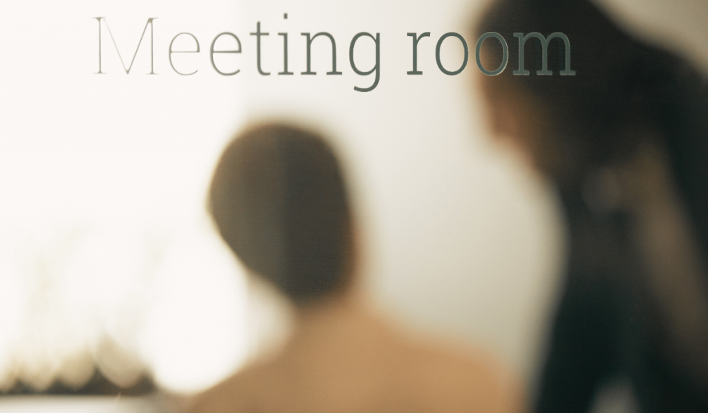 Blick in einen Meeting-Raum